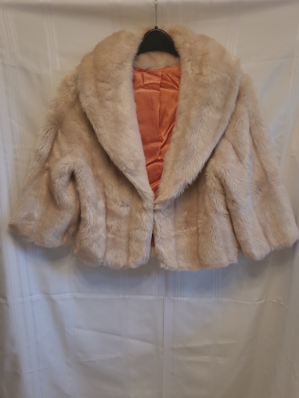 Vintage 'Fashions by Carman' Beige Faux Fur Cropped Coat Women's Jacket - Size L